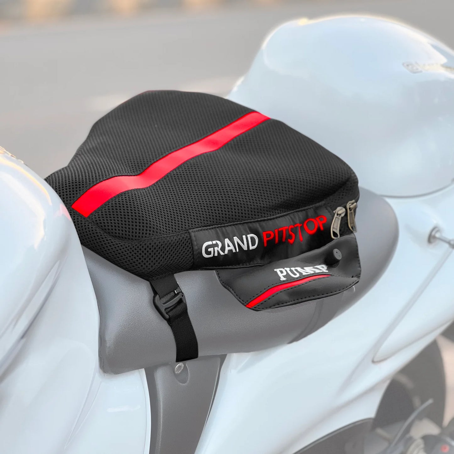 AIR SEAT (RIDER)